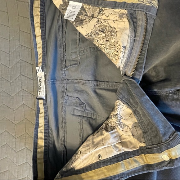 Men’s Mountain Khakis classic fit cords 38x34, medium gray, gussetted crotch - Picture 13 of 16